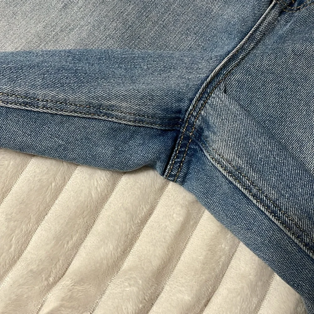 American Eagle Mom Jean | Size 18 Regular - Picture 5 of 10